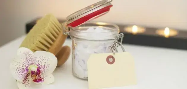 التخلص من الشعر الزائد نهائياً بالملح: طرق وفوائد