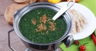 طريقة عمل الملوخية المجمدة بالدجاج خطوة بخطوة